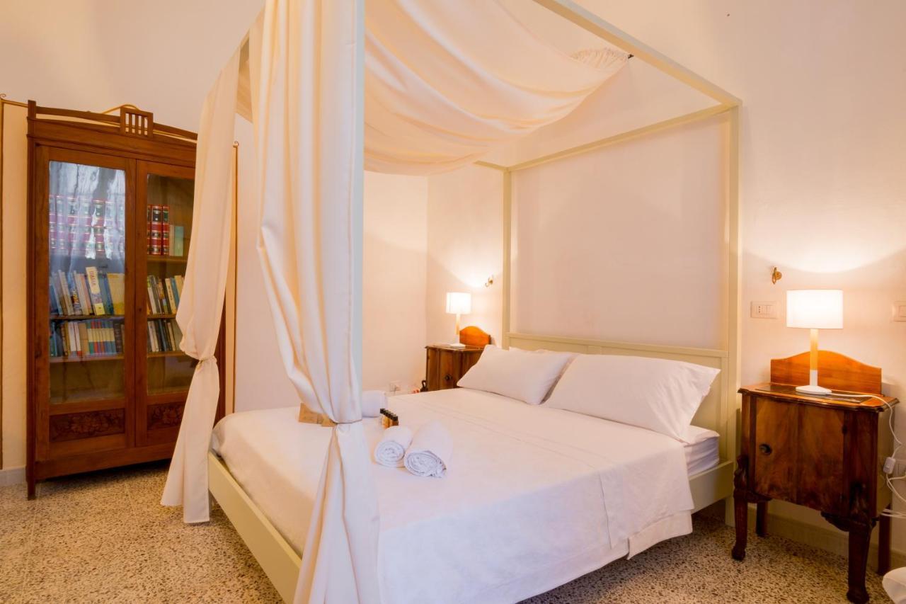아쿠아리아 델 카포 Palazzo Ashian B&B 외부 사진
