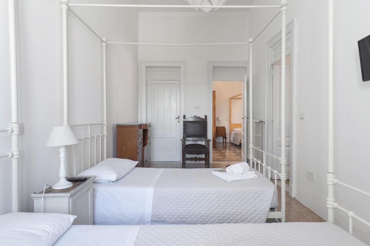 아쿠아리아 델 카포 Palazzo Ashian B&B 외부 사진