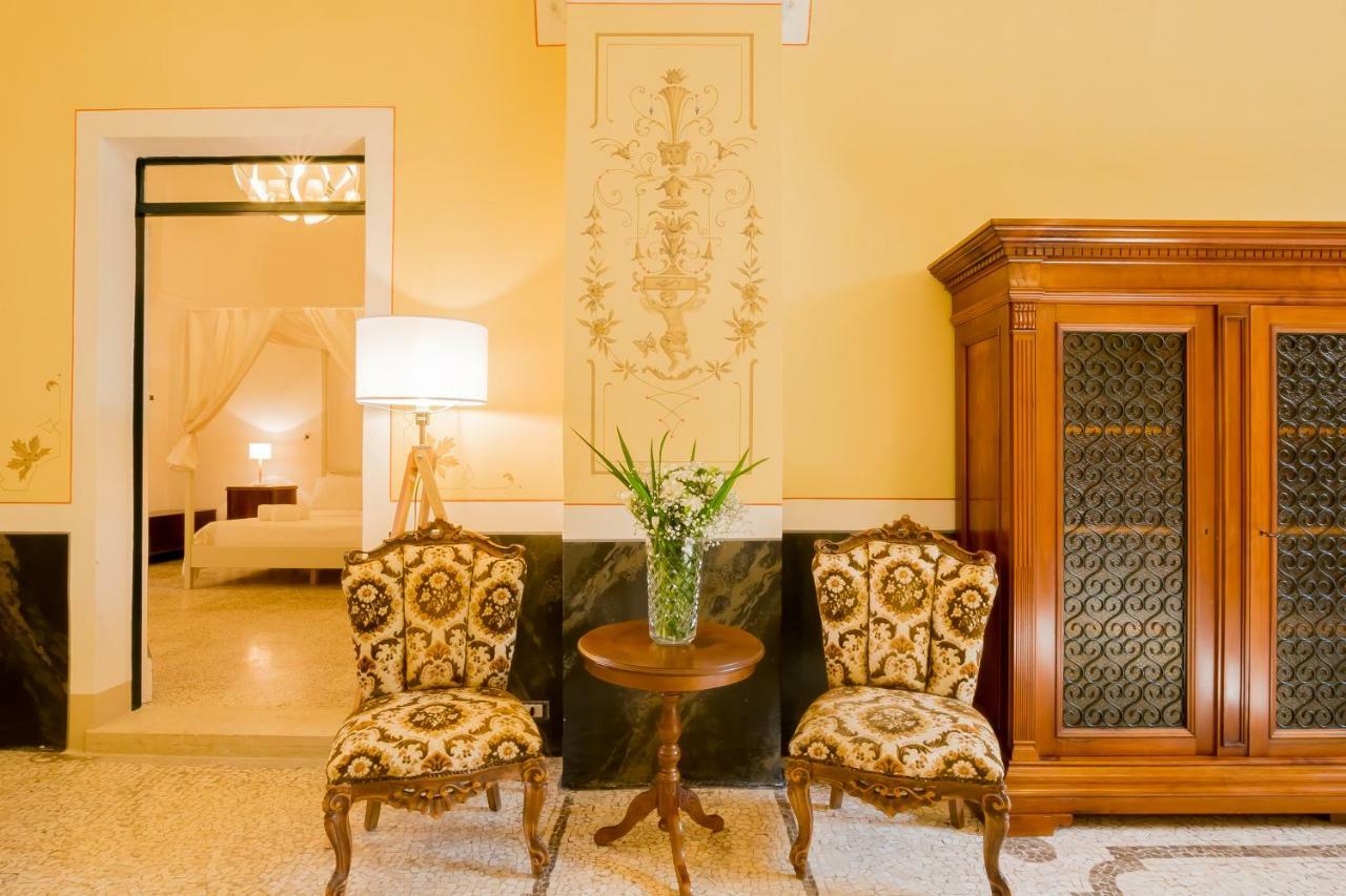 아쿠아리아 델 카포 Palazzo Ashian B&B 외부 사진