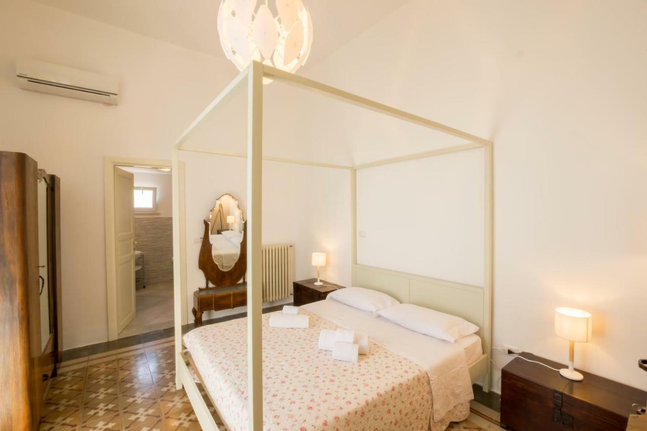 아쿠아리아 델 카포 Palazzo Ashian B&B 외부 사진