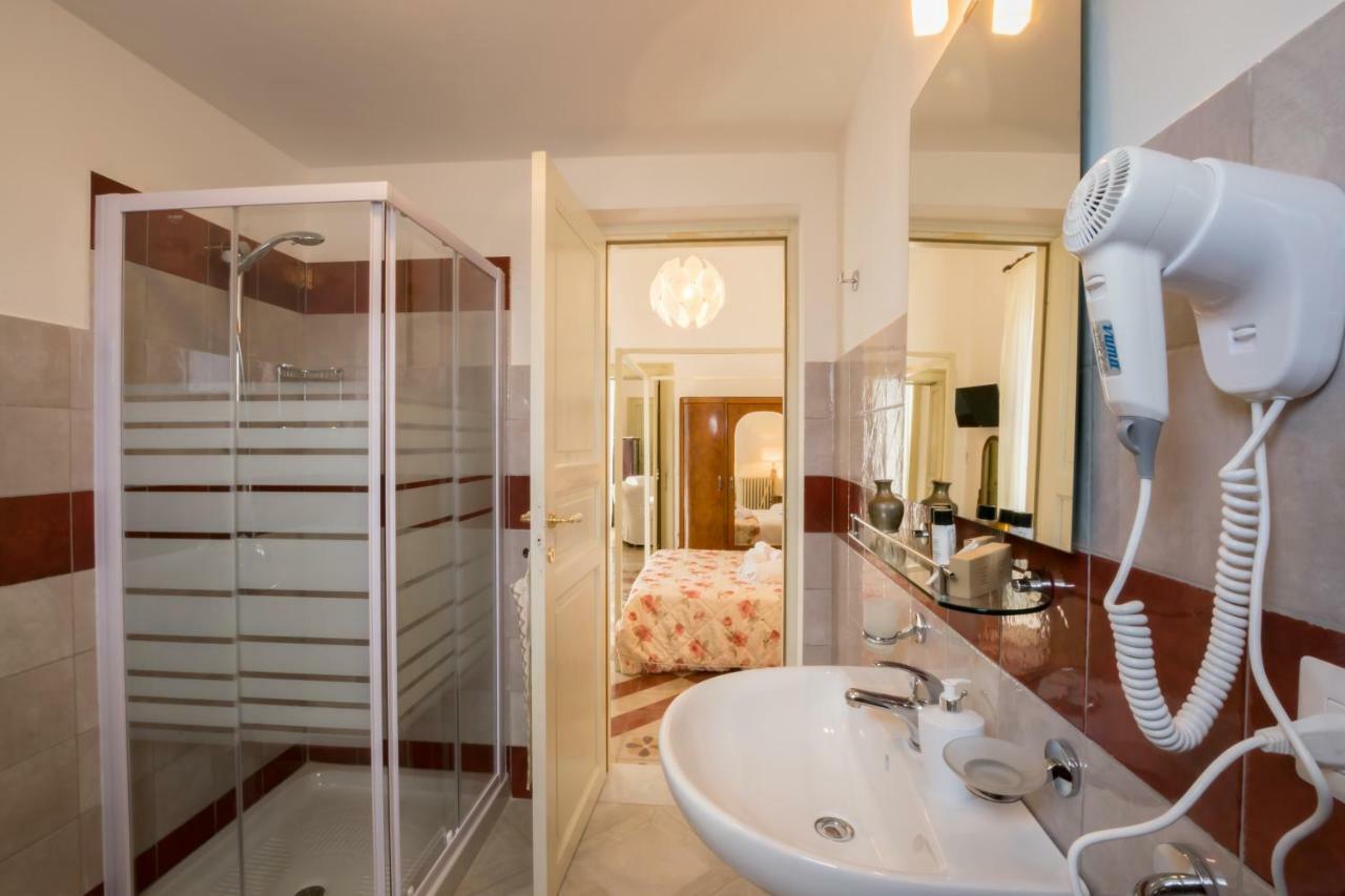 아쿠아리아 델 카포 Palazzo Ashian B&B 외부 사진