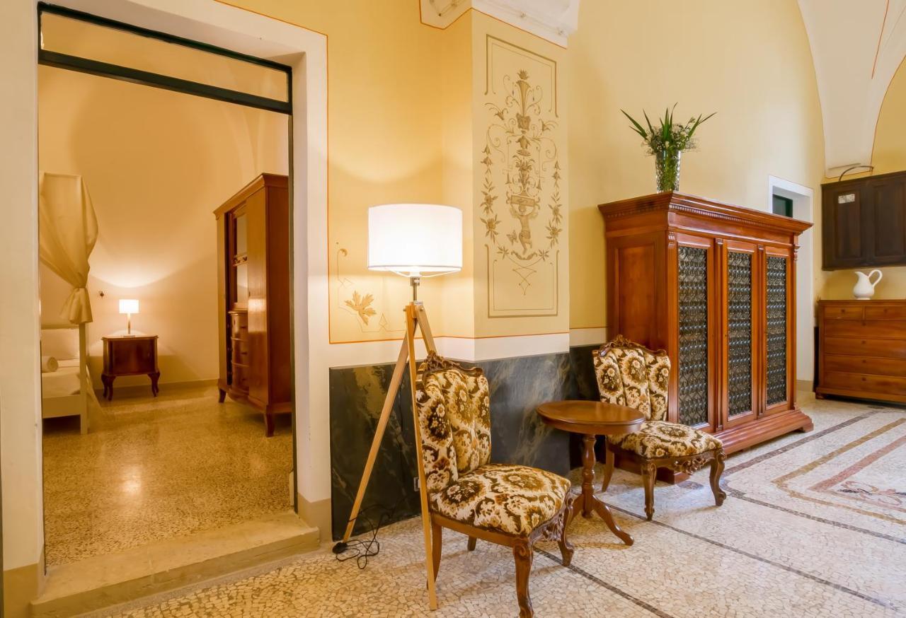 아쿠아리아 델 카포 Palazzo Ashian B&B 외부 사진