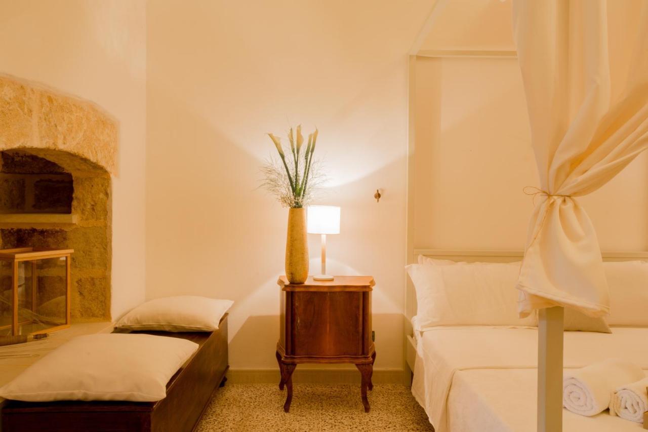 아쿠아리아 델 카포 Palazzo Ashian B&B 외부 사진