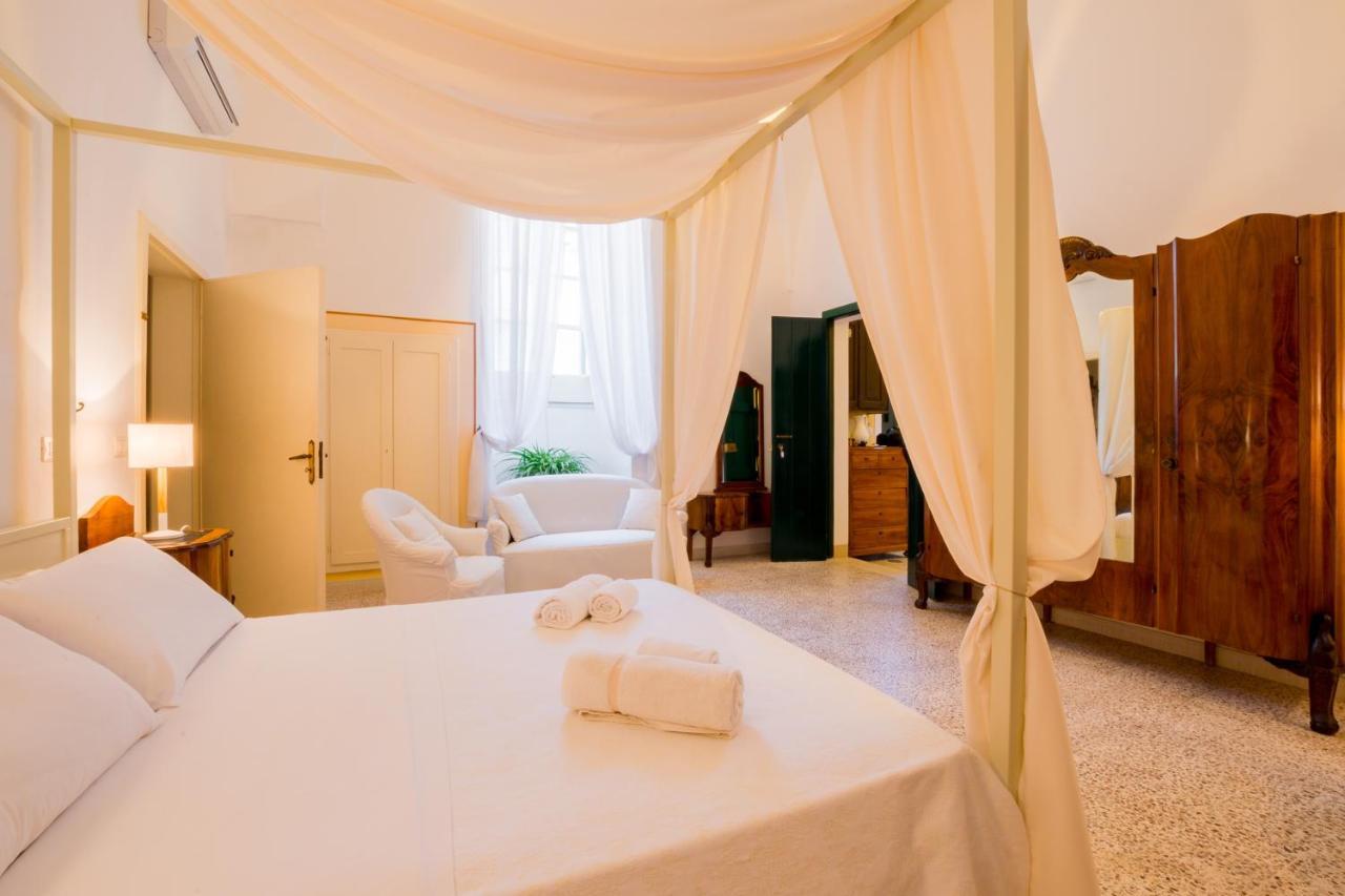아쿠아리아 델 카포 Palazzo Ashian B&B 외부 사진