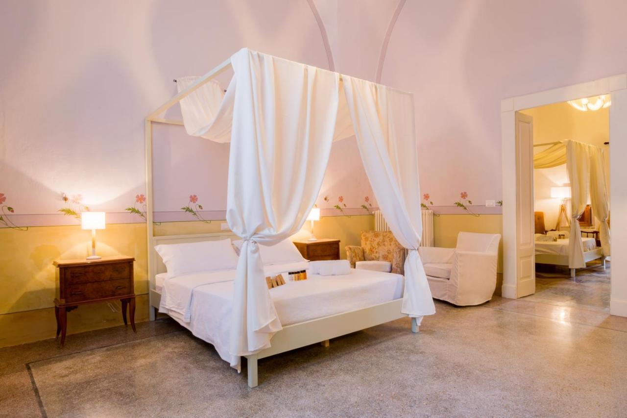 아쿠아리아 델 카포 Palazzo Ashian B&B 외부 사진