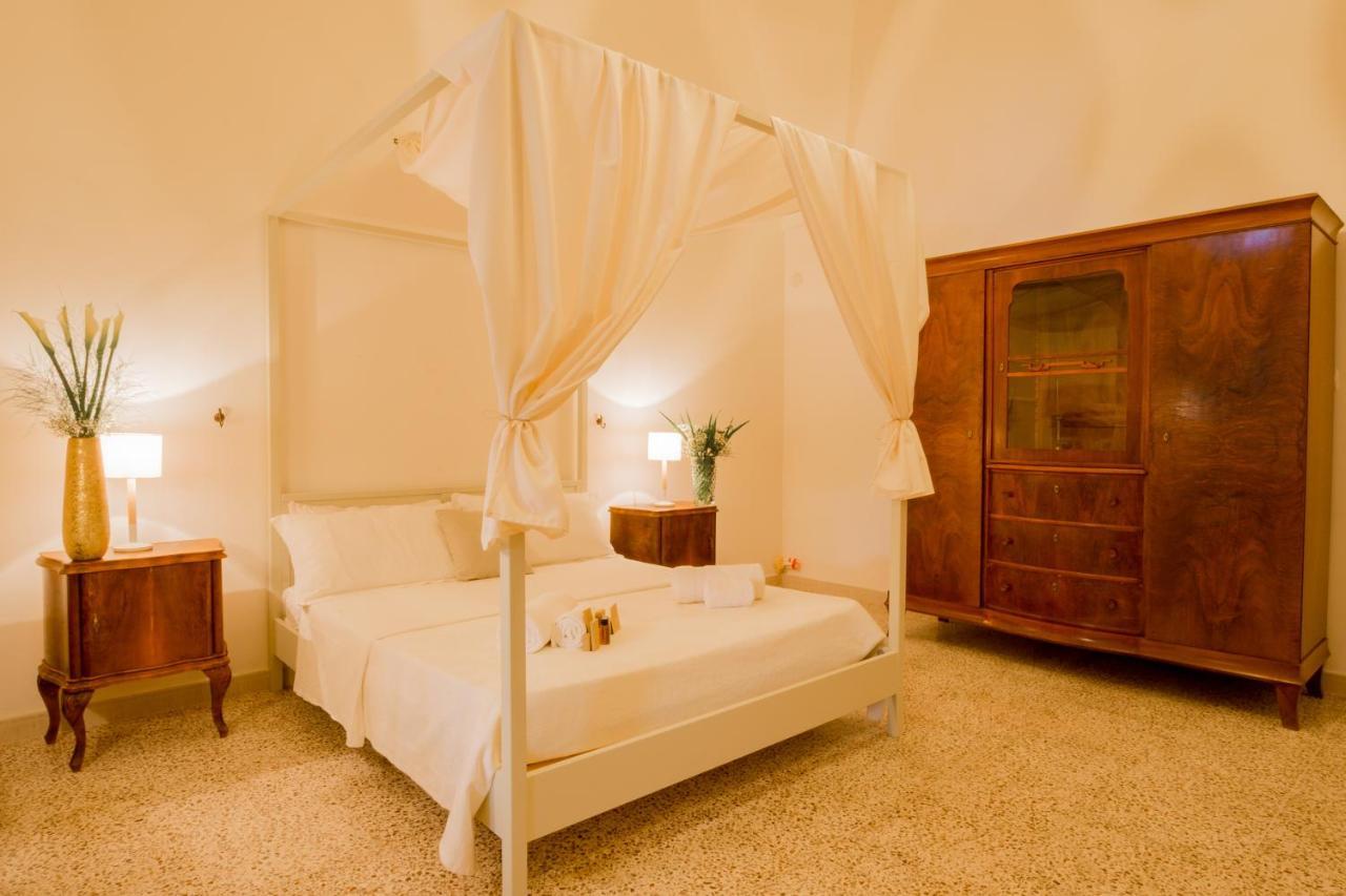아쿠아리아 델 카포 Palazzo Ashian B&B 외부 사진