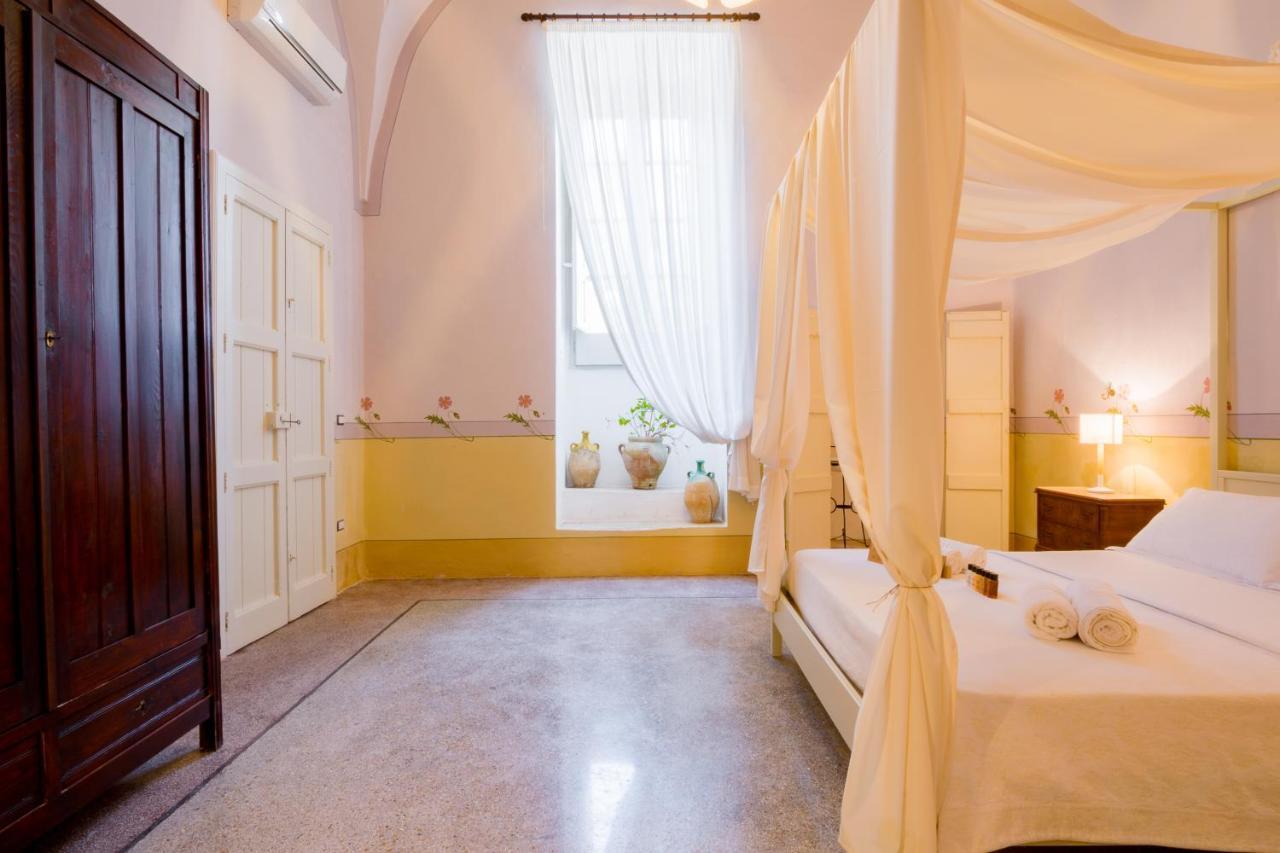 아쿠아리아 델 카포 Palazzo Ashian B&B 외부 사진